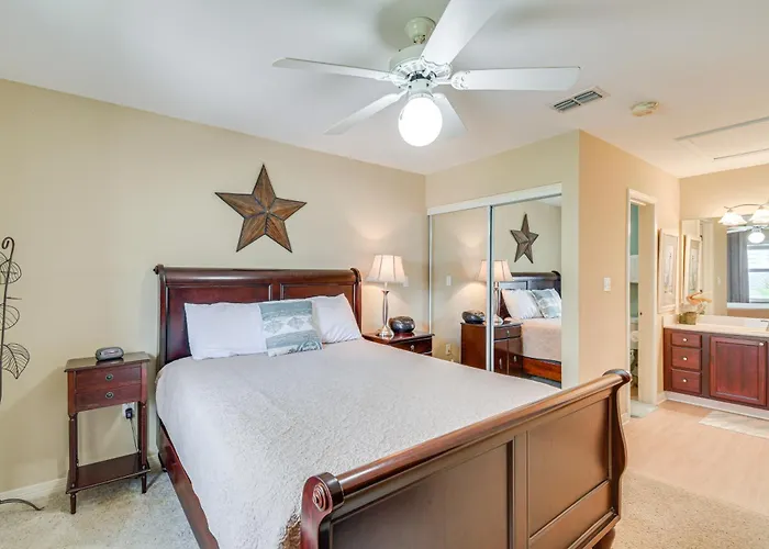 Gem: Walk To Beach, 8 Mi To The Wharf! Gulf Shores