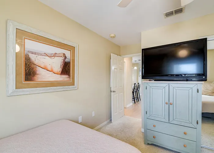 Gem: Walk To Beach, 8 Mi To The Wharf!